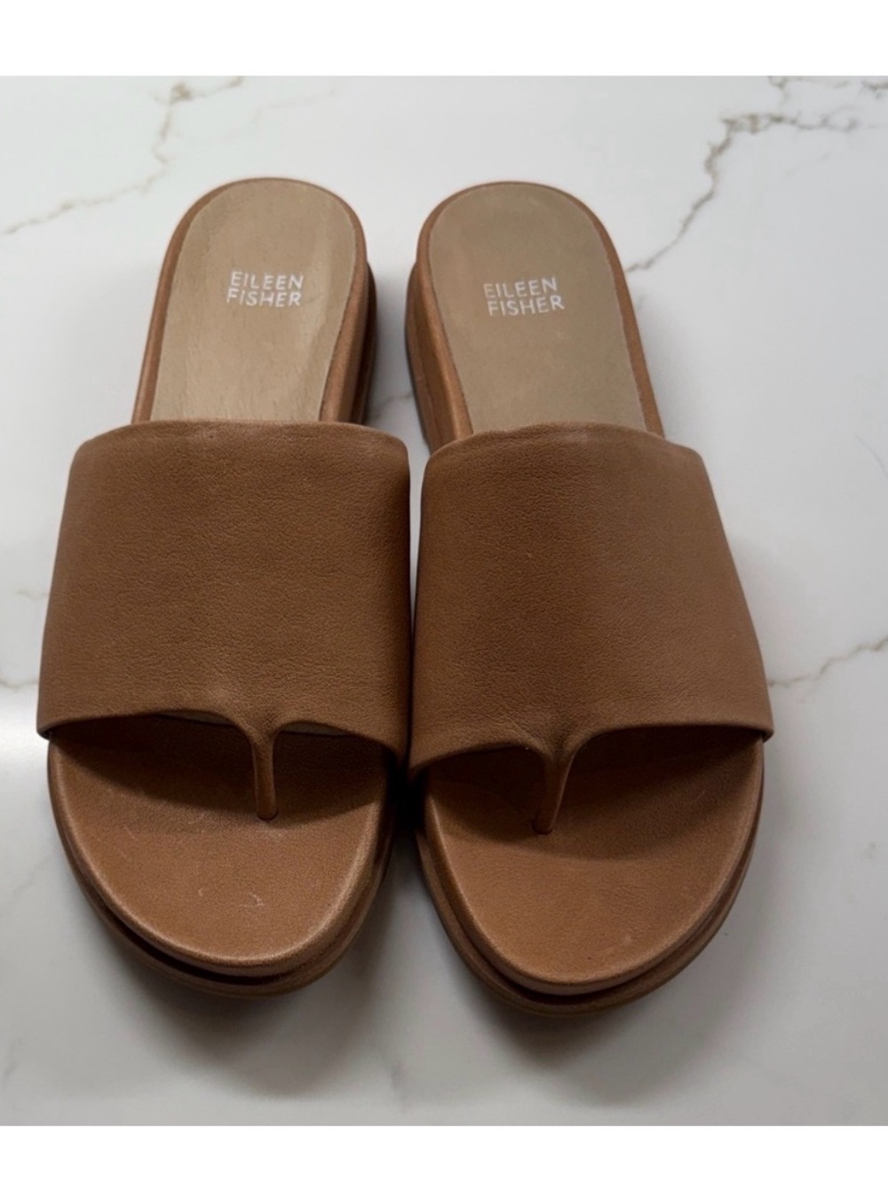 Eileen Fisher Duet Sandal in Honey Tumbled Leather upper. Size 9.5